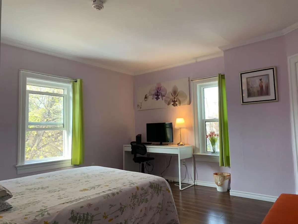 Hansen Guest House Winnipeg